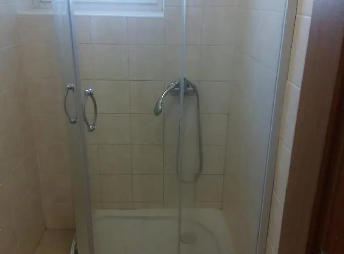 Rum i privatbostad Za Lavkami
