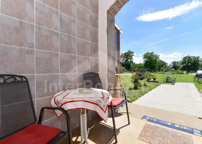 Za Lavkami Rum i privatbostad Dačice